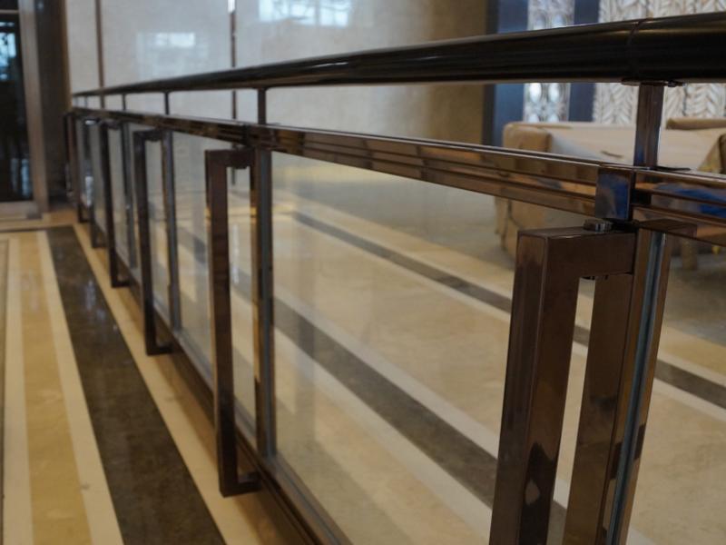 Architectural Designed PVD Bronze Stainless Steel Railing with glass & Top wooden handrail